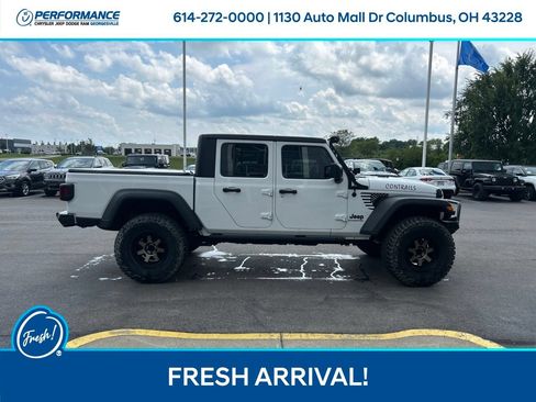 Used 2020 Jeep Gladiator Sport w/ Quick Order Package 24S AWD/4WD image 3