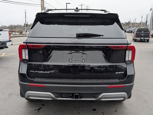 New 2026 Ford Explorer Platinum image 4