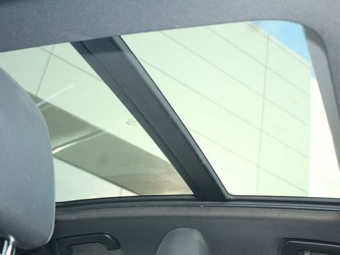 Used 2016 Audi Q3 2.0T Premium Plus image 24