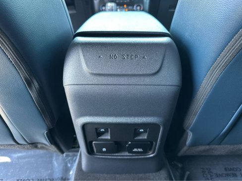 Used 2021 Ford Bronco First Edition image 17