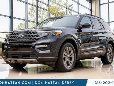 Used 2023 Ford Explorer XLT w/ Equipment Group 202A AWD/4WD image 1