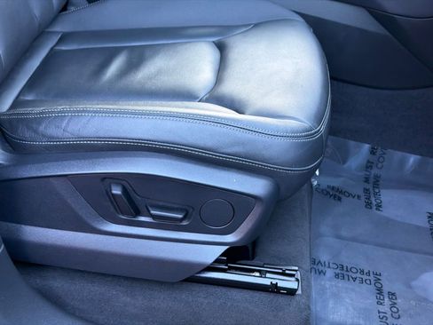 Used 2025 Audi Q7 3.0T Premium Plus image 13