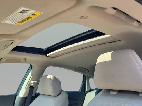 Used 2023 Honda Accord EX image 33