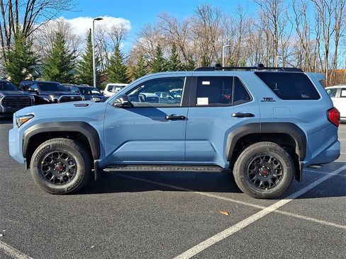 New 2025 Toyota 4Runner TRD Off-Road Premium image 8