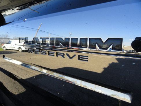 Used 2019 Nissan Titan Platinum Reserve w/ Platinum Utility Package AWD/4WD image 5