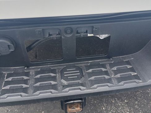 Used 2023 Toyota Tacoma SR image 18