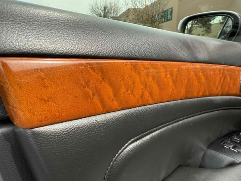 Used 2004 INFINITI Q45 Luxury w/ Journey Pkg image 46