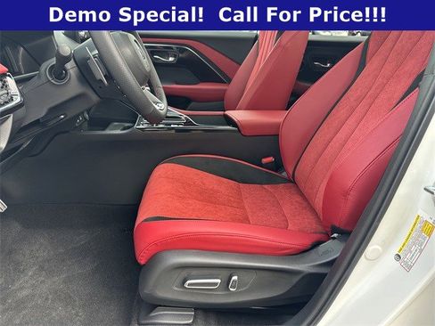 Used 2025 Acura ADX A-Spec image 9
