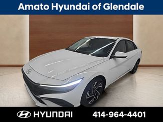 Used 2025 Hyundai Elantra SEL FWD video 1