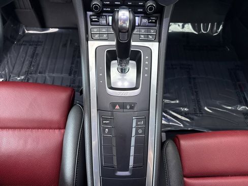 Used 2018 Porsche 718 Cayman image 22