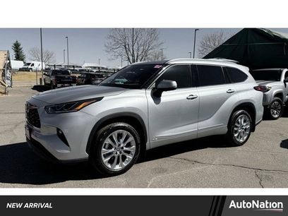 Used 2022 Toyota Highlander Limited