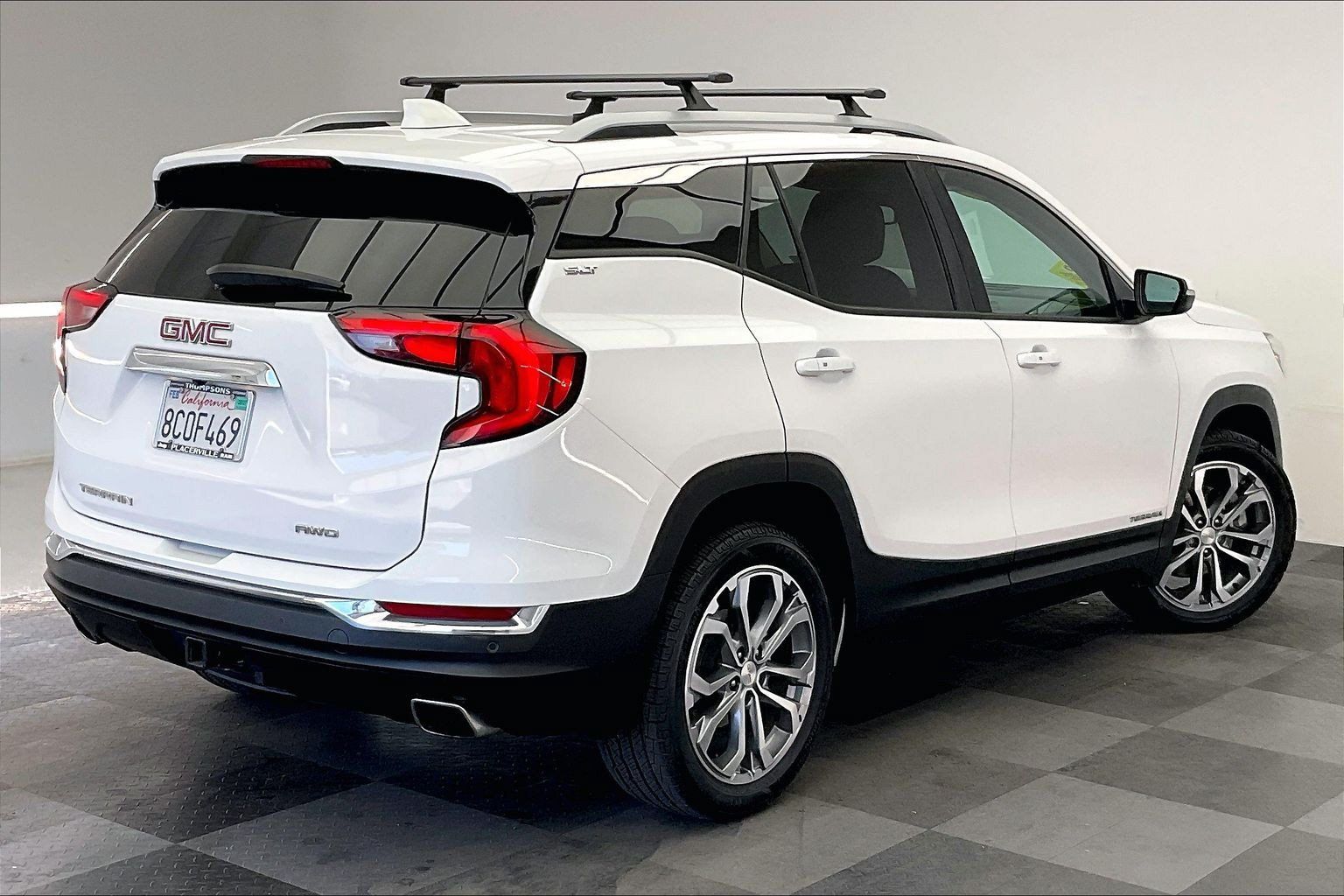 Used 2018 GMC Terrain SLT w/ Preferred Package AWD/4WD image 13