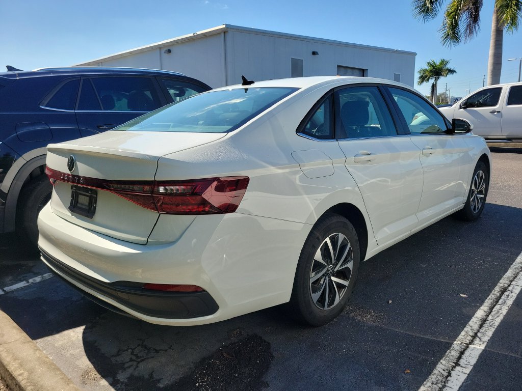 Used 2025 Volkswagen Jetta S FWD image 3