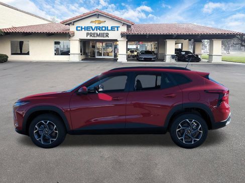 New 2026 Chevrolet Trax LT w/ Driver Confidence Package image 5