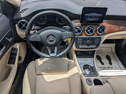 Certified 2018 Mercedes-Benz GLA 250 image 15