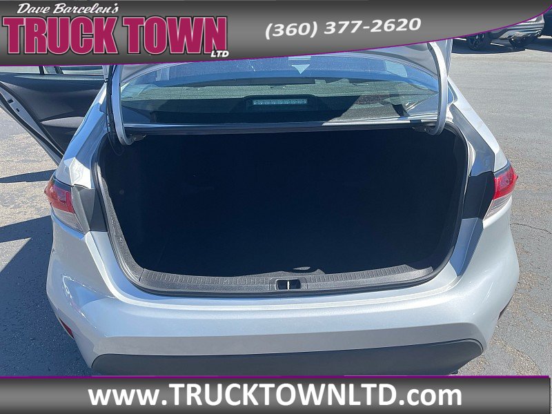 Used 2023 Toyota Corolla LE FWD image 11