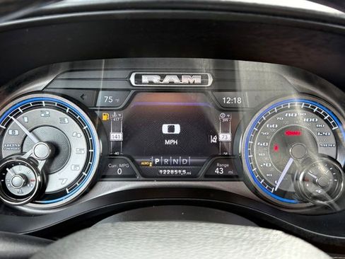 Used 2020 RAM 1500 Limited image 11