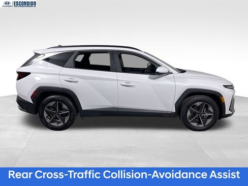 Certified 2025 Hyundai Tucson SEL FWD image 6