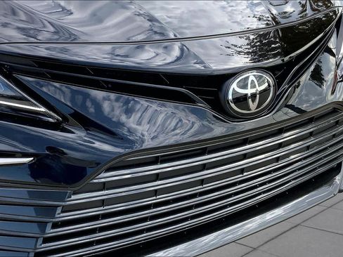 Used 2024 Toyota Camry LE w/ Convenience Package FWD image 32