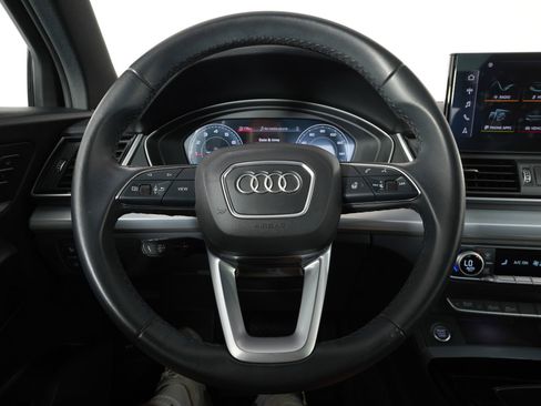 Used 2024 Audi Q5 2.0T Premium w/ Summer of Audi Package AWD/4WD image 16