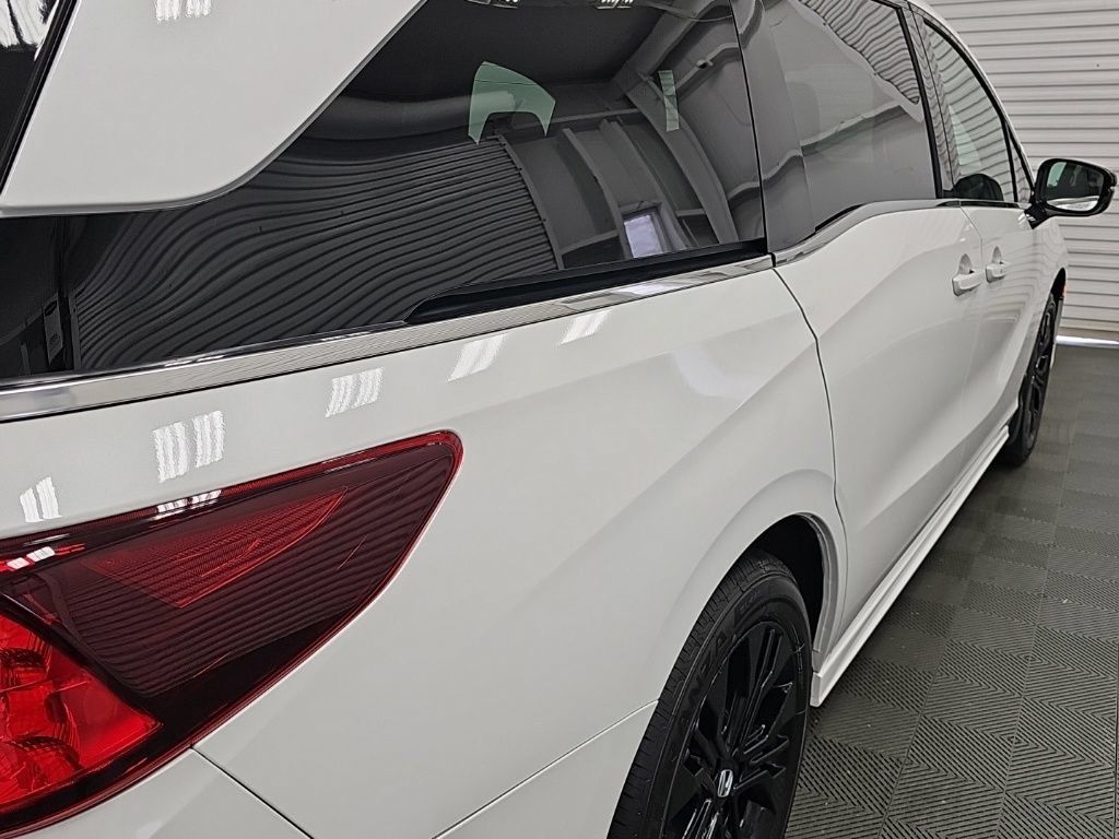 New 2026 Honda Odyssey Sport-L image 9