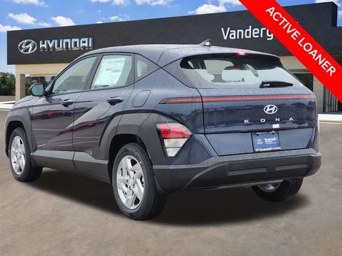 New 2026 Hyundai Kona SE image 3