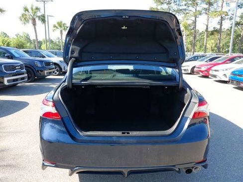 Used 2018 Toyota Camry SE image 23