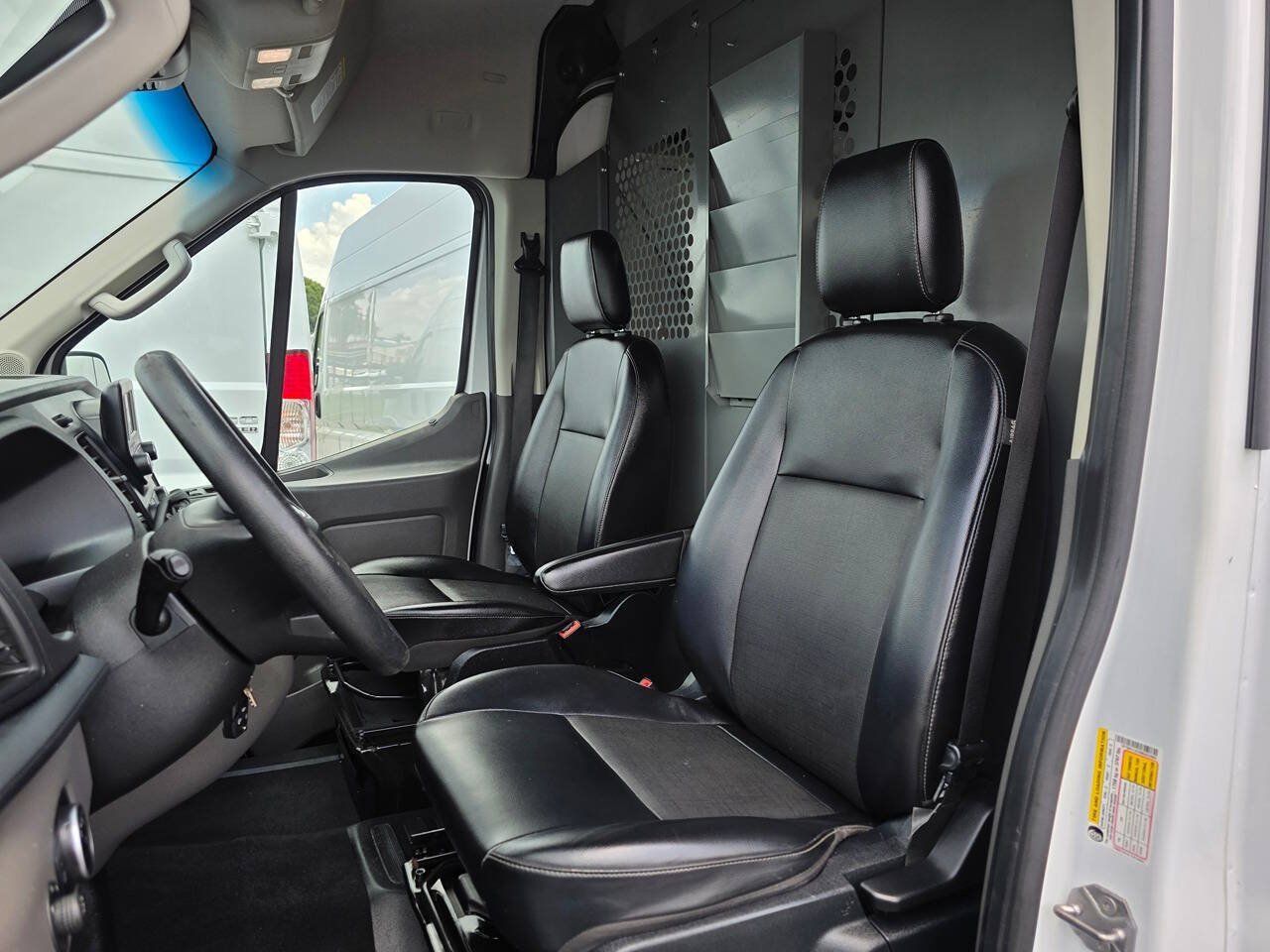 Used 2021 Ford Transit 250 Medium Roof RWD image 10
