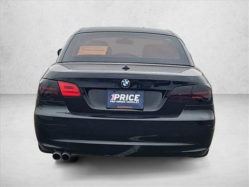 Used 2011 BMW 328i Convertible image 6