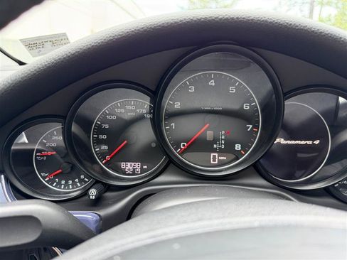 Used 2011 Porsche Panamera image 49