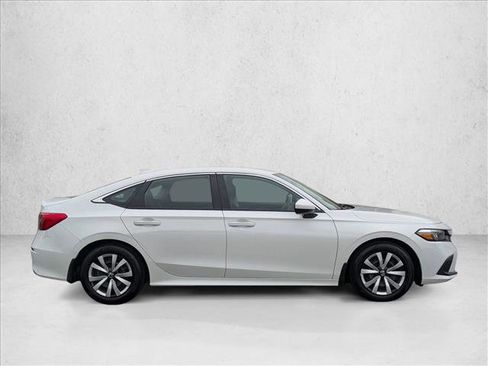 Used 2023 Honda Civic LX image 4
