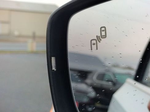 Used 2017 Volkswagen Jetta SEL image 36