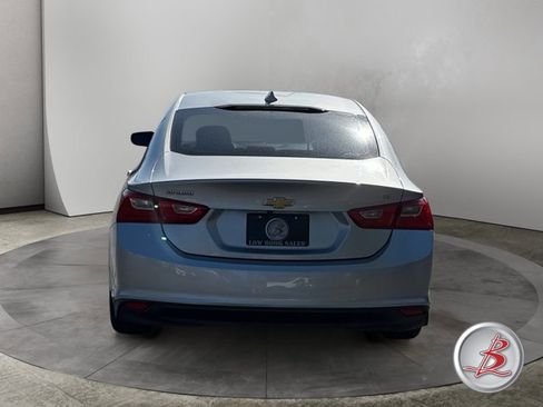 Used 2018 Chevrolet Malibu LT image 6