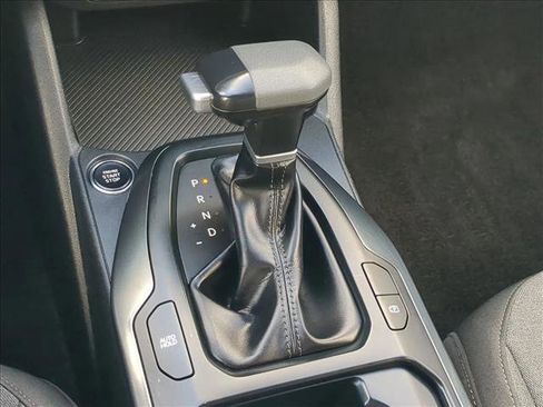 Used 2025 Kia K4 LXS image 17