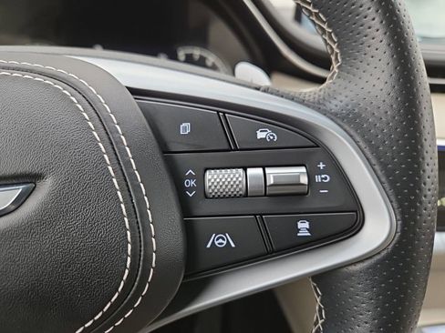 Used 2025 Genesis GV70 3.5T Sport w/ Sport Advanced Package image 34