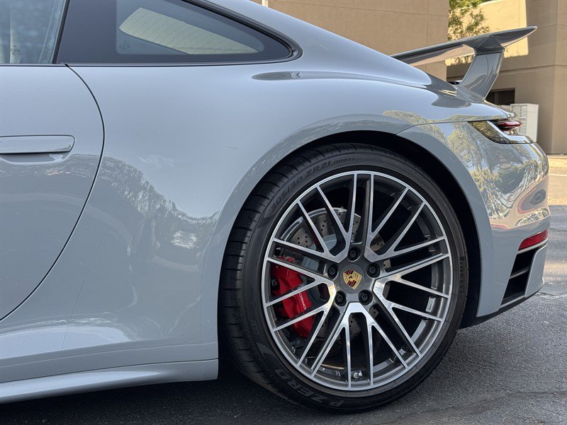 Used 2024 Porsche 911 Carrera 4S w/ Premium Package AWD/4WD image 43
