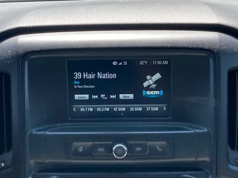 Used 2019 Chevrolet Silverado 1500 Custom w/ Custom Convenience Package AWD/4WD image 16