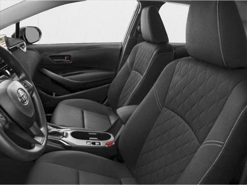 New 2025 Toyota Corolla LE image 6