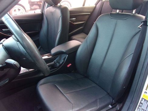 Used 2015 BMW 320i xDrive Sedan image 9