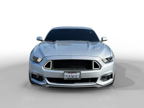 Used 2016 Ford Mustang GT w/ Black Accent Package RWD image 8