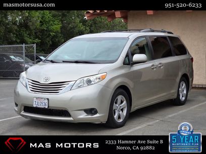 Used 2015 Toyota Sienna LE