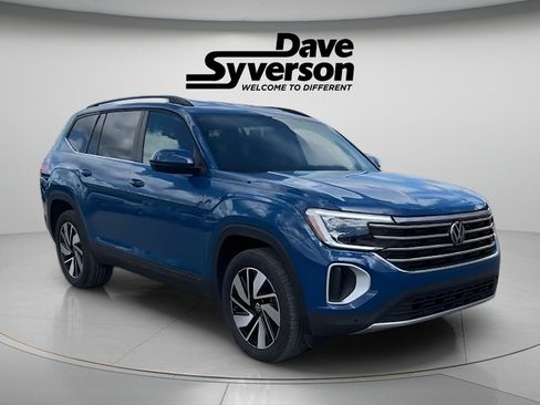Used 2026 Volkswagen Atlas SE AWD/4WD image 3
