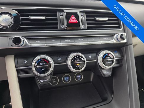 Used 2023 Genesis G70 2.0T RWD image 24
