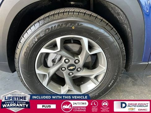 Used 2024 Chevrolet Trax LT FWD image 10