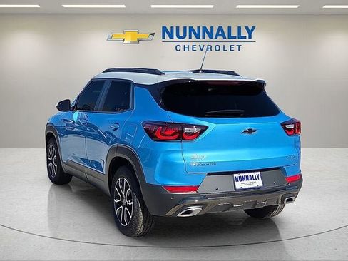 New 2025 Chevrolet TrailBlazer ACTIV w/ Convenience Package FWD image 3