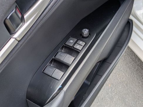 Used 2025 Toyota Camry LE image 13