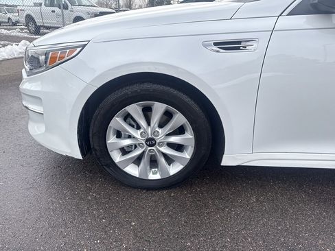 Used 2018 Kia Optima EX image 36