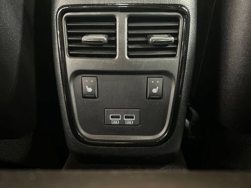 Used 2019 Dodge Charger SXT w/ Plus Group AWD/4WD image 27
