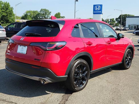 Certified 2024 Honda HR-V Sport image 6