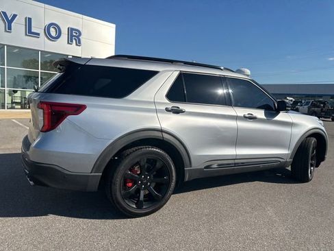Used 2020 Ford Explorer ST w/ ST Street Pack AWD/4WD image 19